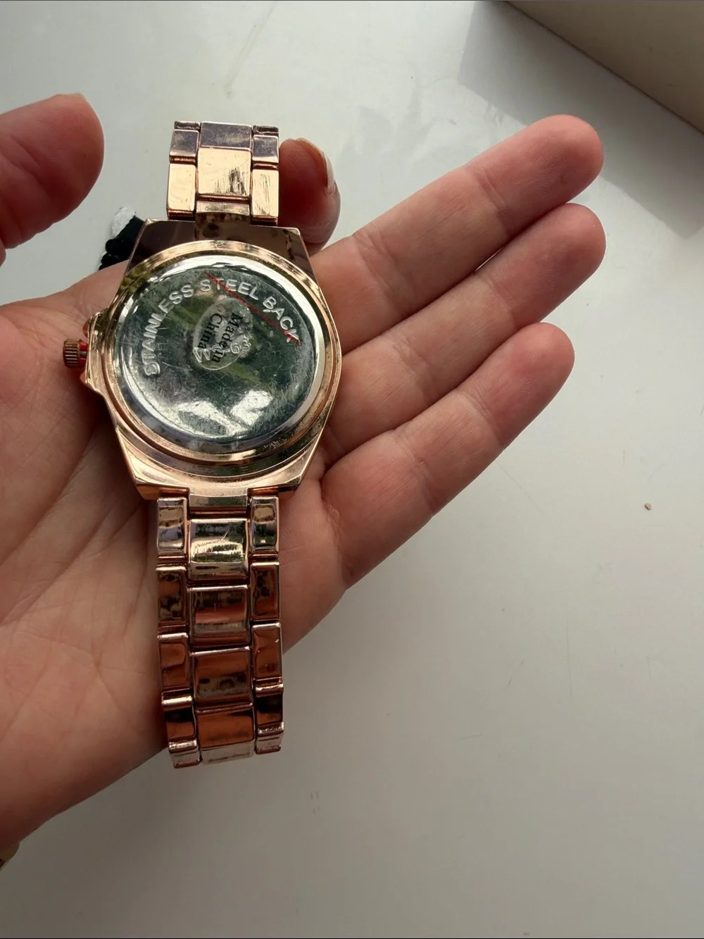 Elegant Women's Rose Gold Crystal Accent Watch